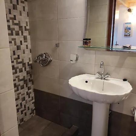 Astradeni Luxury Vootis Apartment